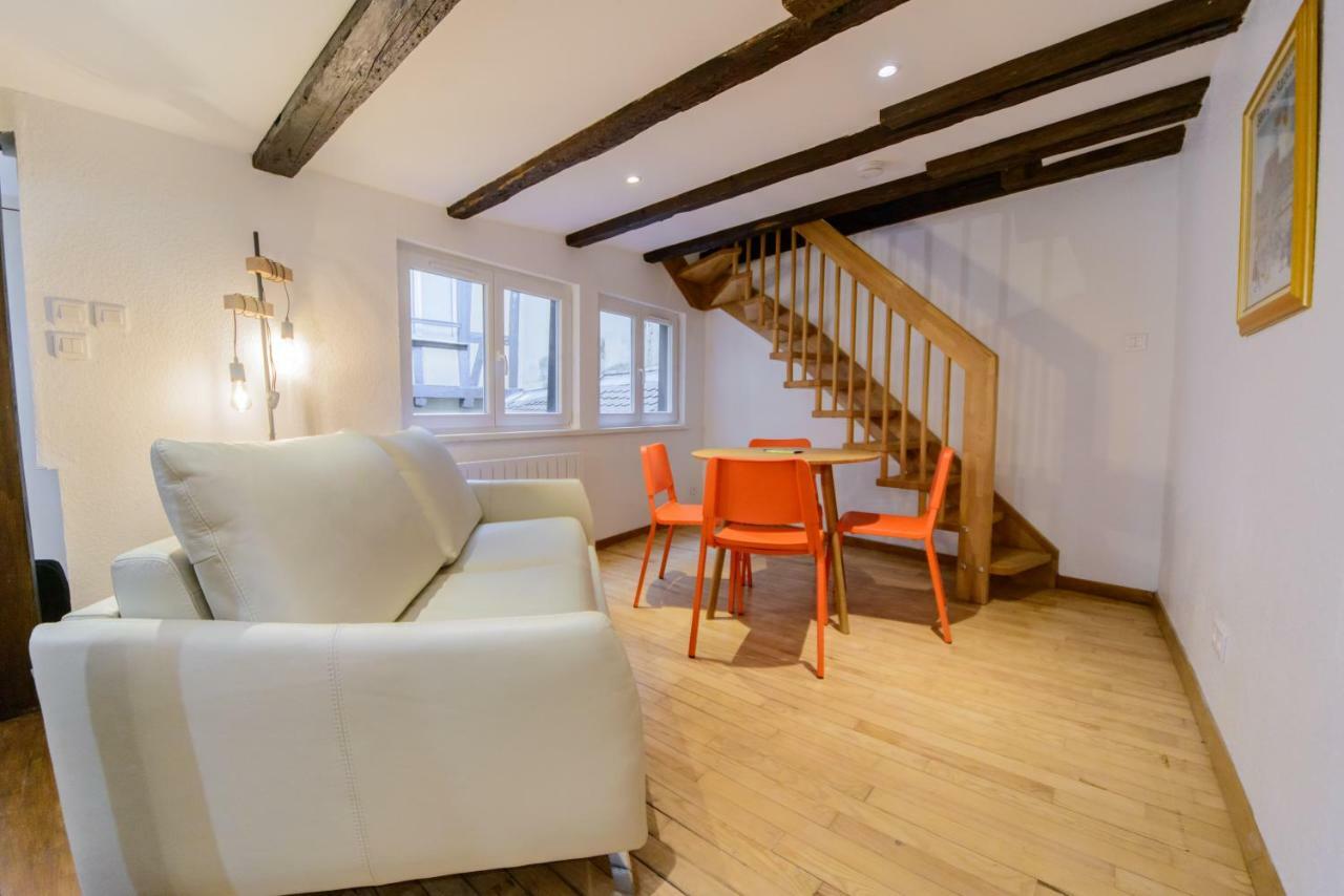 Cosy & Quiet Flat In Historical Lively Center Of Appartement